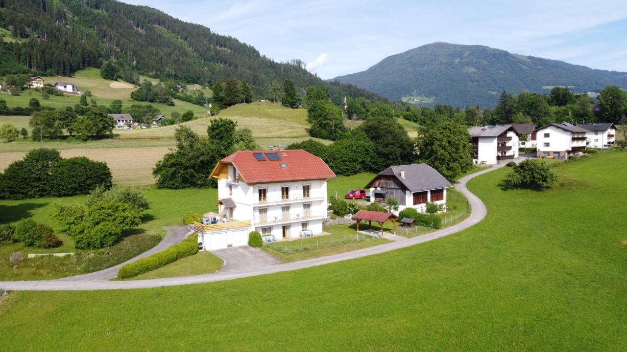 Haus Moser Appartement Millstatt Buitenkant foto